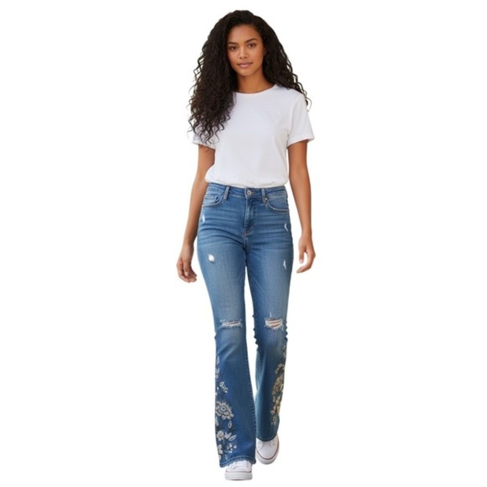 Celebrity Pink RE Generation Mid Rise‎ Flare Jeans Floral Embroidered 26x30 Boho - Picture 2 of 10
